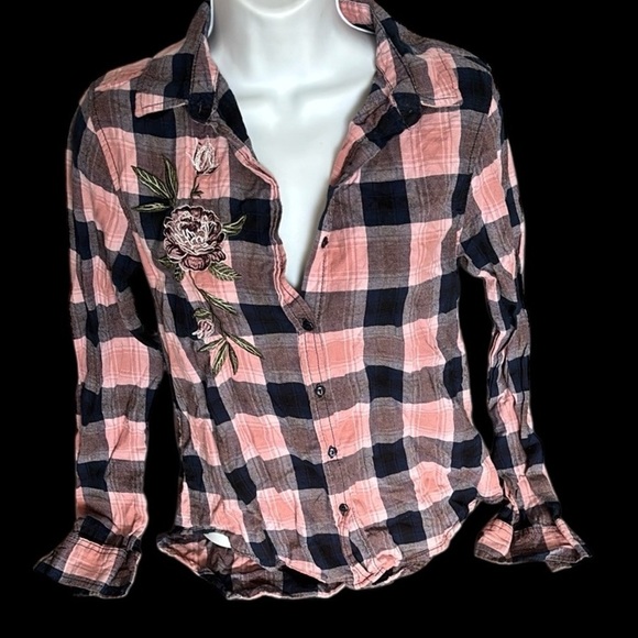 Streetwear Society Tops - Streetwear Society Pink and Black Plaid Blouse